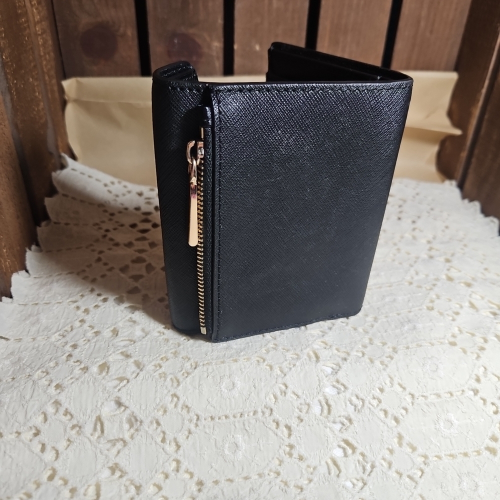 Michael Kors Black Wallet - Picture 7 of 8